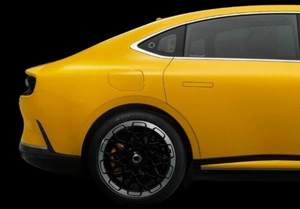 smart精灵6号官图发布定位中型轿采用插电混动系统