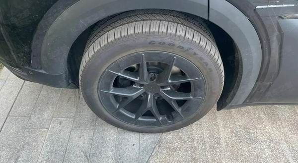 保时捷Cayenne Electric实车谍照预计2026年交付