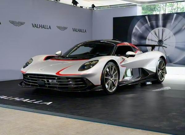  阿斯顿·马丁Valhalla售价过千万的超级跑车参数配置