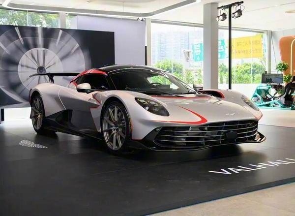  阿斯顿·马丁Valhalla售价过千万的超级跑车参数配置