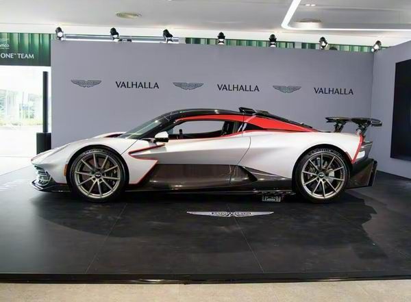  阿斯顿·马丁Valhalla售价过千万的超级跑车参数配置