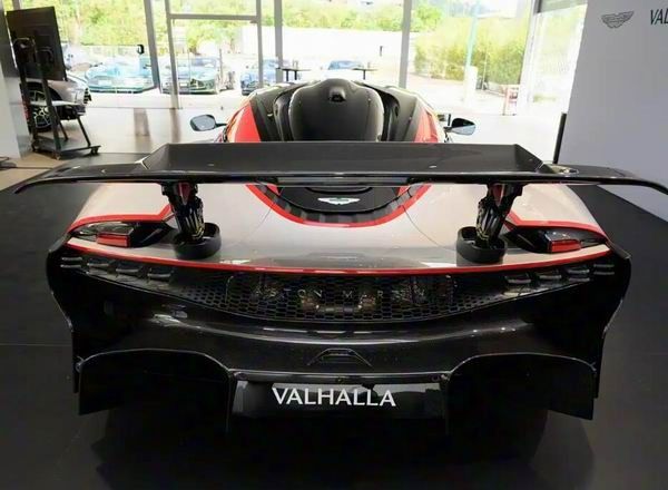  阿斯顿·马丁Valhalla售价过千万的超级跑车参数配置