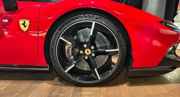 法拉利849 Testarossa上海Casa Ferrari完成中国首秀