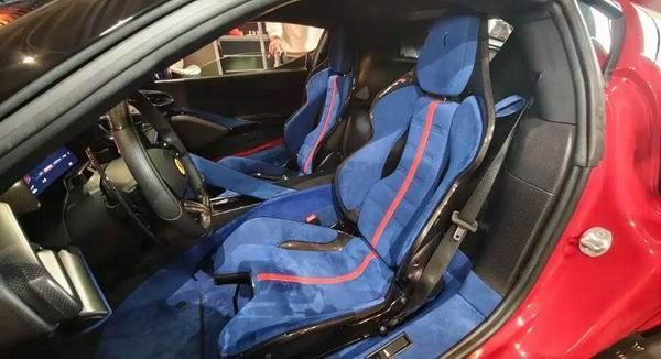 法拉利849 Testarossa上海Casa Ferrari完成中国首秀