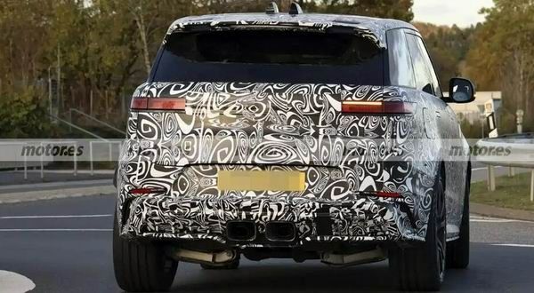 新款路虎揽胜运动SV车型谍照新款揽胜运动SV将2027年发布