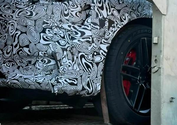 问界M6主打25万元级家用SUV市场2026年亮相第二季度上市