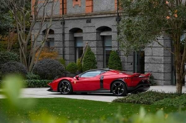 法拉利849Testarossa中国亮相混合动力Berlinetta跑车