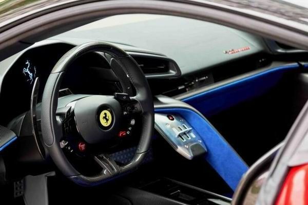 法拉利849Testarossa中国亮相混合动力Berlinetta跑车