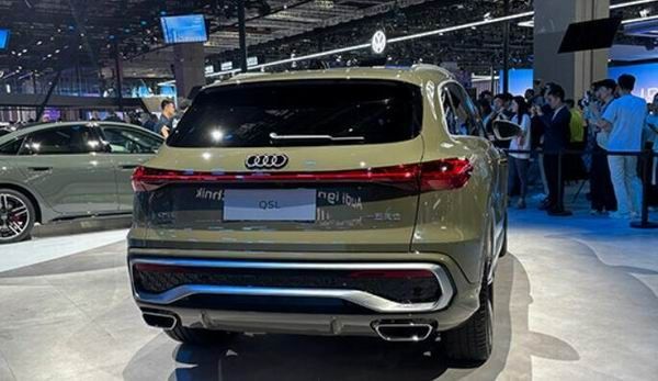 全新奥迪Q5L现已到店预计年内正式上市价格参数配置