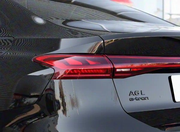 中大型车一汽奥迪A6L e-tron搭载华为乾崑辅助驾驶系统