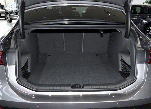 中大型车一汽奥迪A6L e-tron搭载华为乾崑辅助驾驶系统