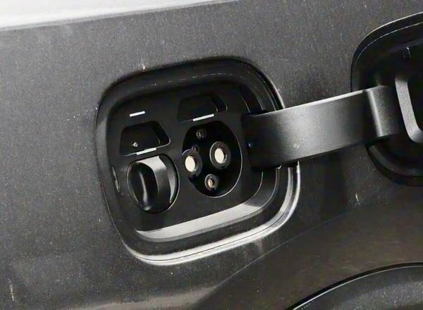 欧盟将取消2040年全面禁售燃油新车相关限制政策调整