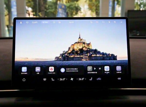 昊铂A800新车到店中大型增程轿车有望于年内上市