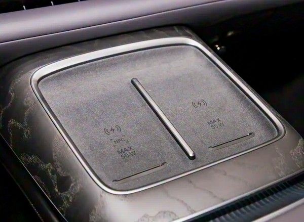 昊铂A800新车到店中大型增程轿车有望于年内上市