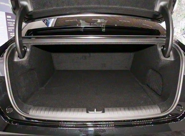 昊铂A800新车到店中大型增程轿车有望于年内上市