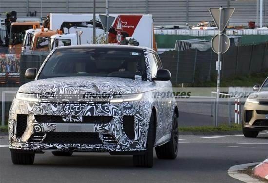 新款路虎揽胜运动SV车型最新谍照新车2027年正式发布