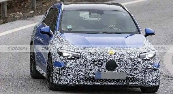 全新纯电奔驰AMG CLA Shooting Brake猎装版谍照