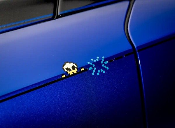 劳斯莱斯发布高级定制新作Black Badge古思特“游戏玩家”