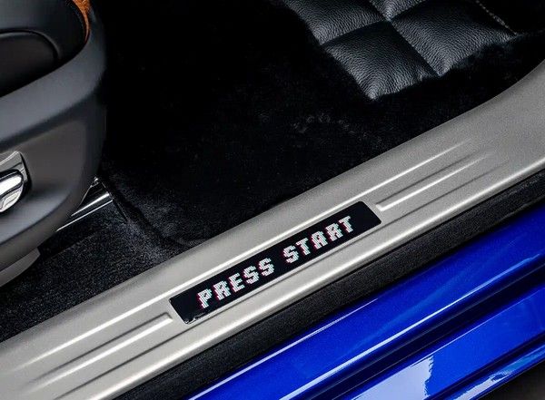 劳斯莱斯发布高级定制新作Black Badge古思特“游戏玩家”