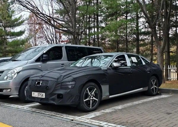 捷尼赛思G80混动版测试谍照G80 HEV LWB长轴距版