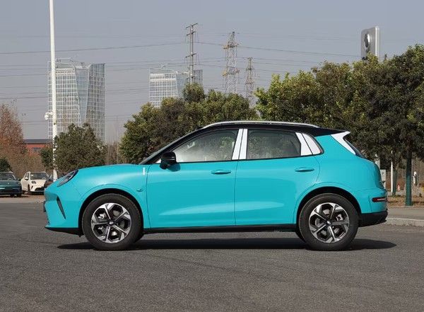 长城汽车年轻时尚新能源品牌首款SUV欧拉5正式上市