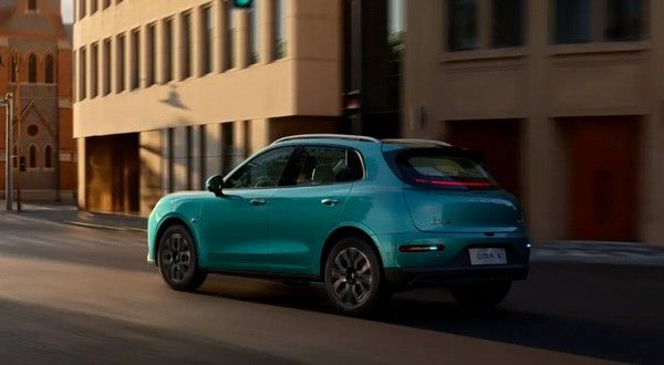 长城汽车年轻时尚新能源品牌首款SUV欧拉5正式上市