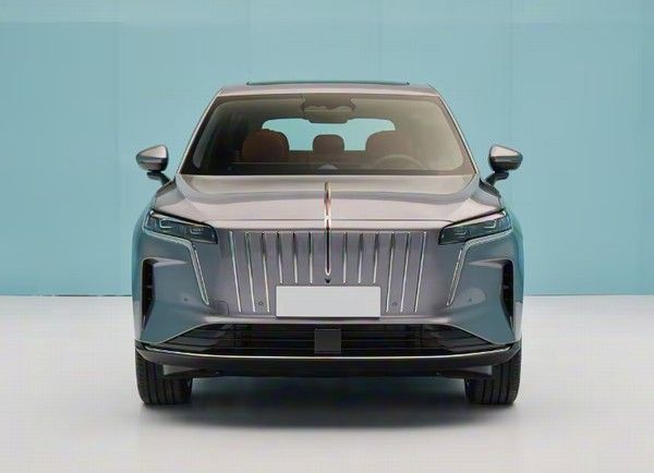 红旗HS6 PHEV正式上市插混中大型SUV价格参数配置