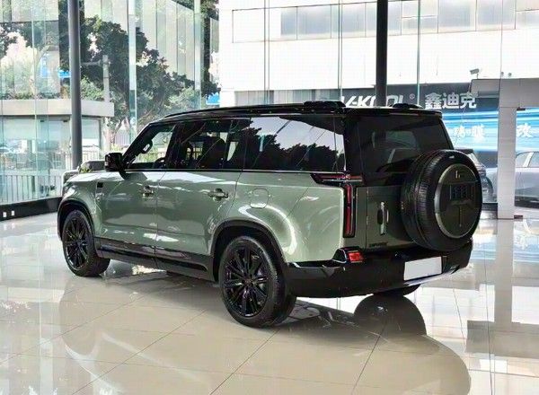 极石ADAMAS将12月28日正式上市价格参数配置空气悬架