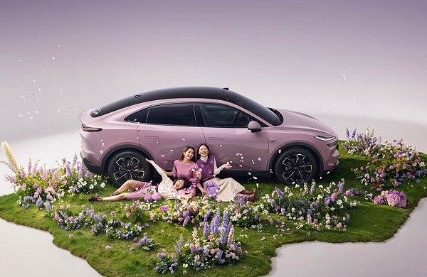 中型SUV乐道L60紫罗兰版车型正式迎来上市限量666台