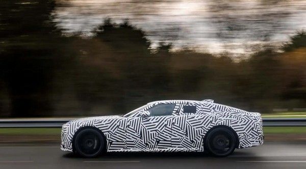 捷豹四门版Type00量产版车型预计将2026年正式亮相