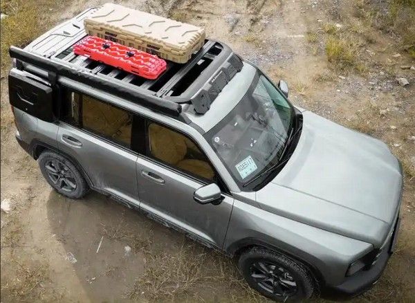 车顶行李架是装饰品吗？