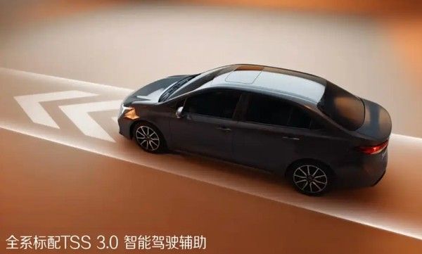 广汽丰田雷凌L官图新款车长轴距加长采用全新内饰设计