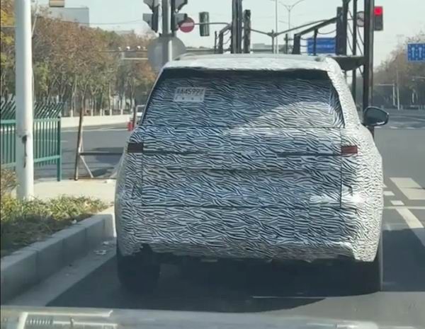 全尺寸SUV上汽大众ID.ERA量产版路试谍照预计明年上市