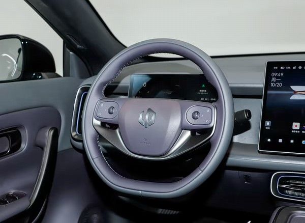 零跑汽车Lafa5正式开启全国交付参数配置价格多少钱