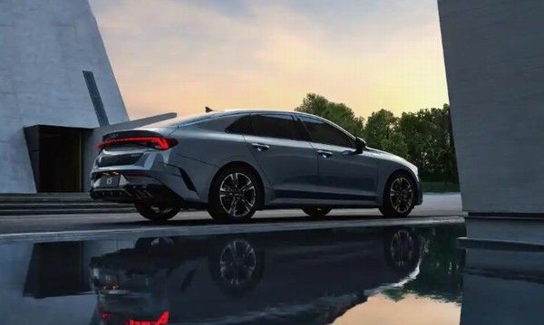 起亚K5计划进行第二次中期改款有望2027年正式推出