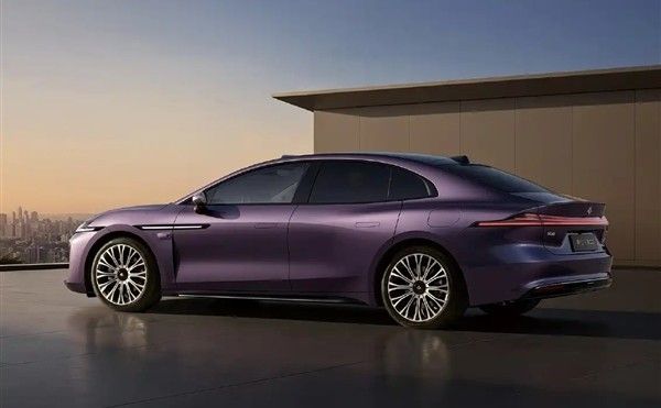 广汽昊铂A800正式开启盲订88元订金抵2000元优先提车