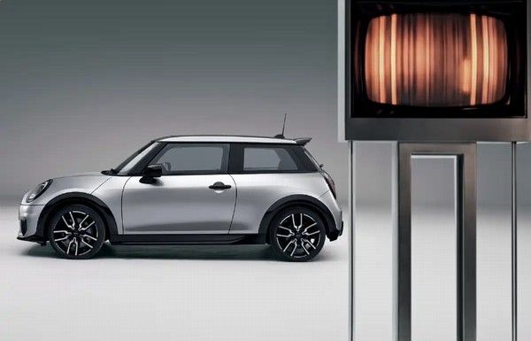 MINI COOPER银色调频限定版正式上市价格参数配置