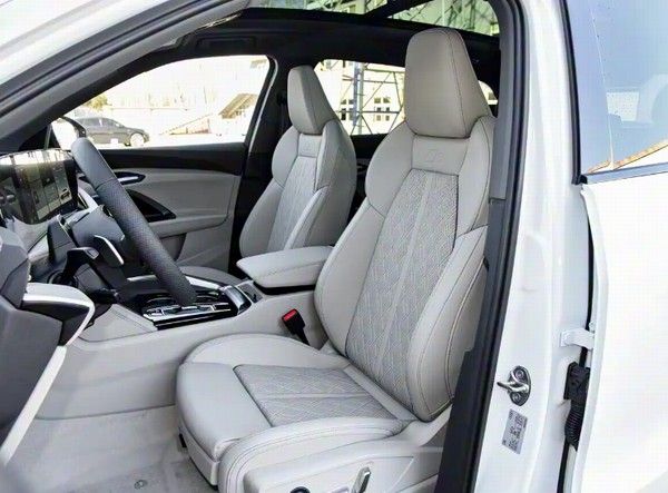 全新奥迪Q5L中型SUV第五代EA888 Evo5新车年内上市