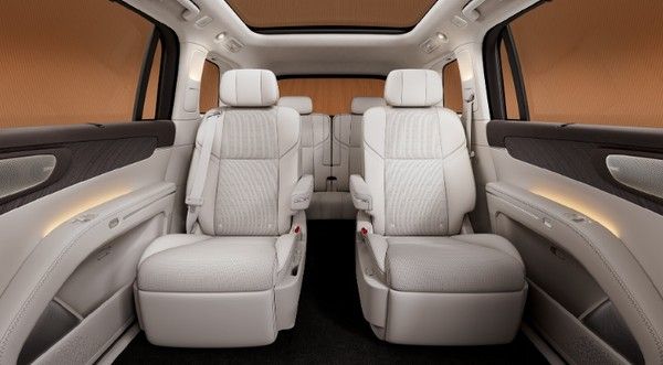 零跑汽车发布旗舰SUV新车D19座舱设计和部分配置信息