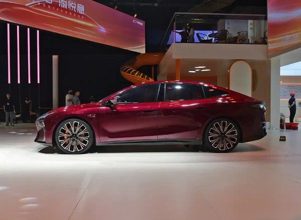 一汽奔腾悦意08电池动力信息电池多大续航里程多少