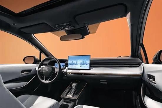 广汽丰田雷凌L正式上市车身长度轴距加长价格参数配置