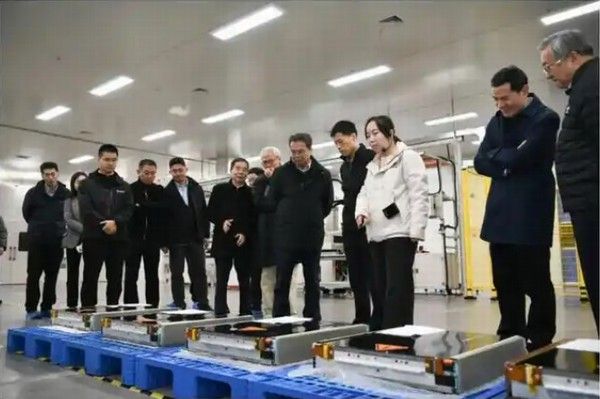 东风汽车成功开发出半固态电池产品全力攻关2027年量产