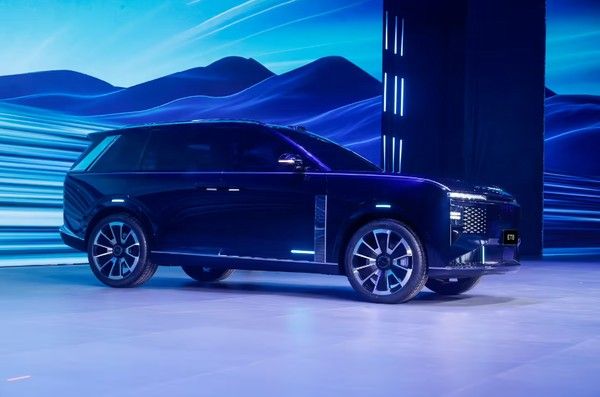 星途全新品牌发布四款新车ES8、ET8、ET9、ES7GT