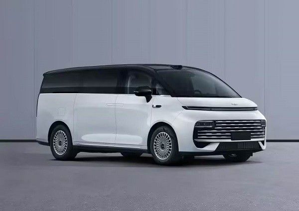 吉利汽车全新中大型MPV车型吉利银河V900启动先享计划