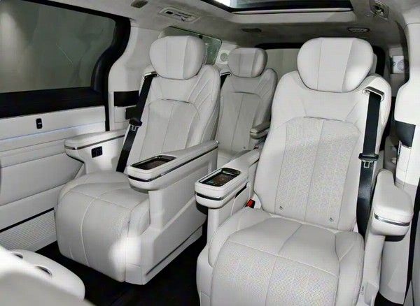 吉利银河V900已陆续发运至全国门店提供6/7/8座布局