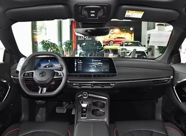 上汽名爵旗下中型轿车2026款MG7将于1月6日完成上市