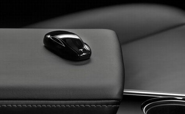 特斯拉最新鸿蒙应用更新或将支持Harmony钱包数字车钥匙