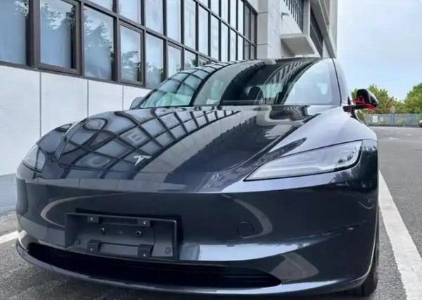 特斯拉最新鸿蒙应用更新或将支持Harmony钱包数字车钥匙