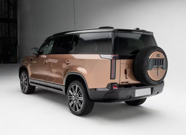 极石ADAMAS中国版中大型增程SUV正式上市价格参数配置