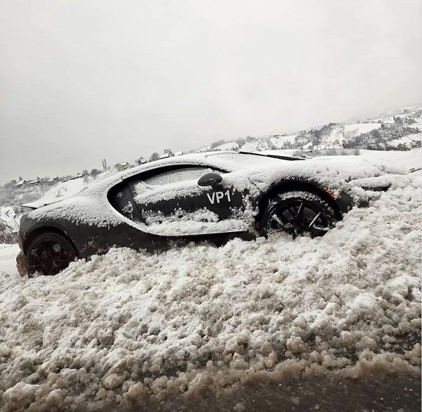 布加迪全新旗舰超跑Tourbillon原型车克罗地亚冬季测试